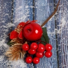 Декор "Зимнее очарование" цветы ягоды хвоя золото 13 см